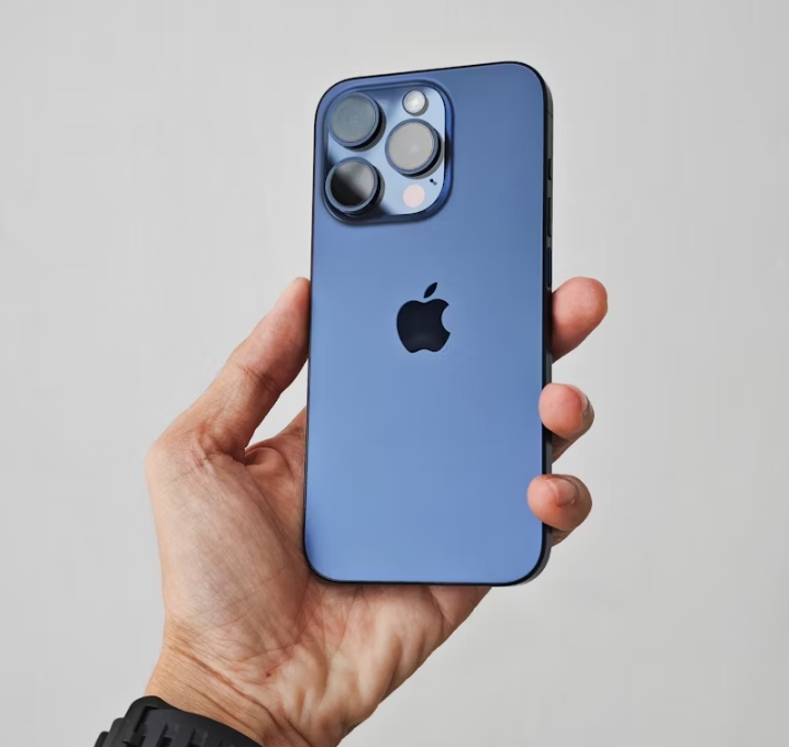 iPhone 15 Plus